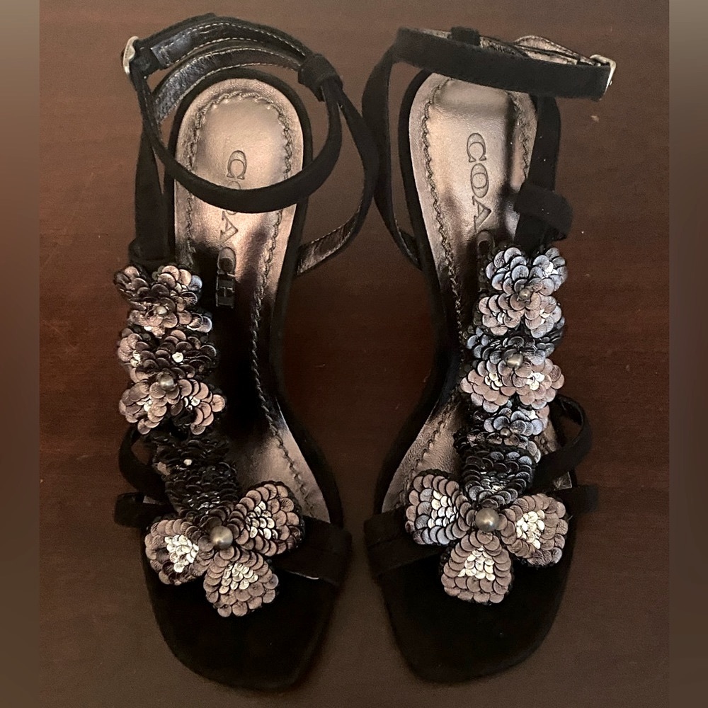 Coach Bianca Floral Heels - Picture 4 of 8